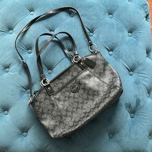 Coach Signature Tote